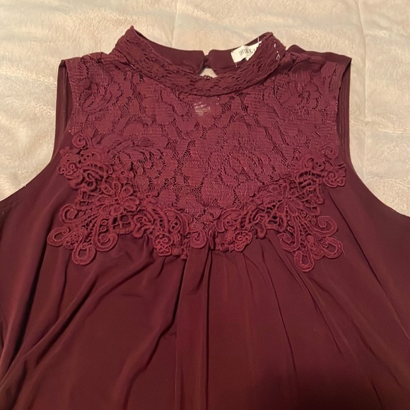 Burgundy lace bodysuit - Picture 1 of 2